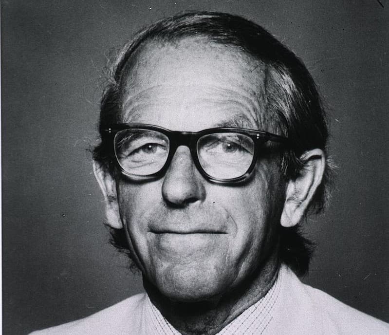 1918年08月13日 英國生物化學家 Frederick Sanger 誕生