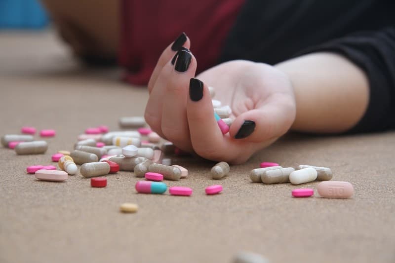 自殺防範新撇步 液態生物檢體結合問卷APP