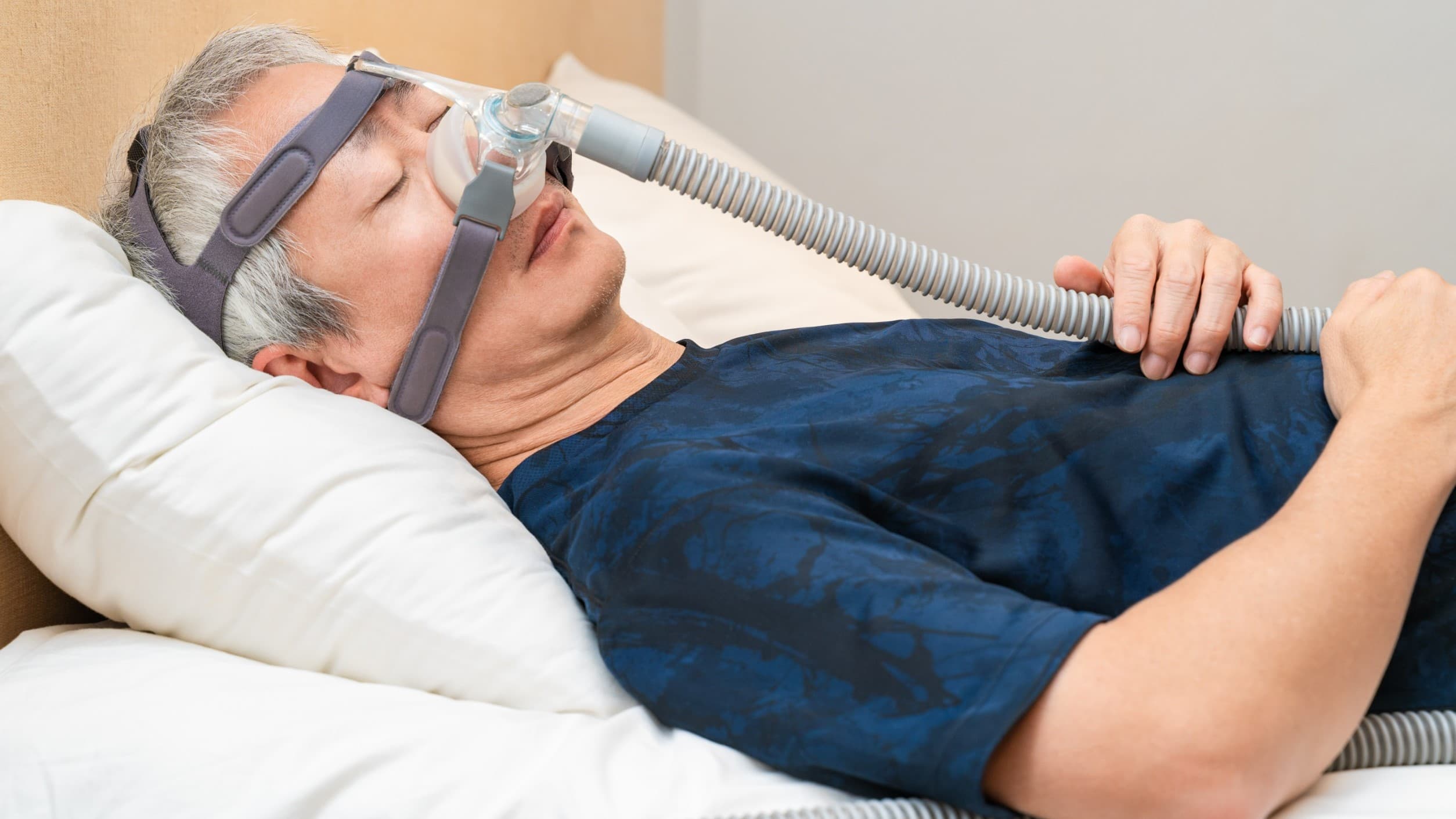 植入型上呼吸道刺激裝置擴大適應症，睡眠呼吸中止指數上限提高