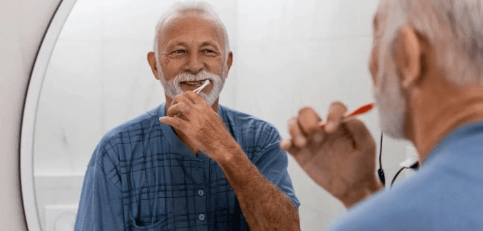 最佳的牙齒護理策略是預防勝於治療。（來源：Parkinson’s Foundation）